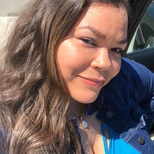 Meet your Posher, Monique